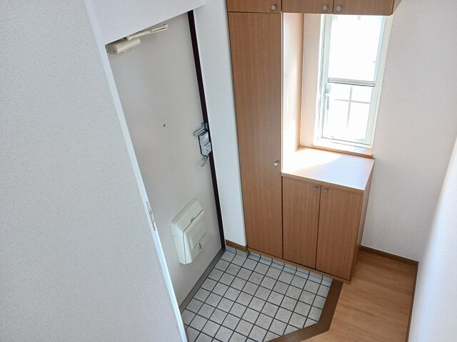 カーサ・ポポラールの玄関