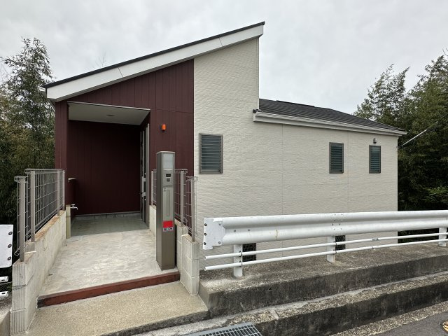 神戸市西区桜が丘西町２丁目戸建