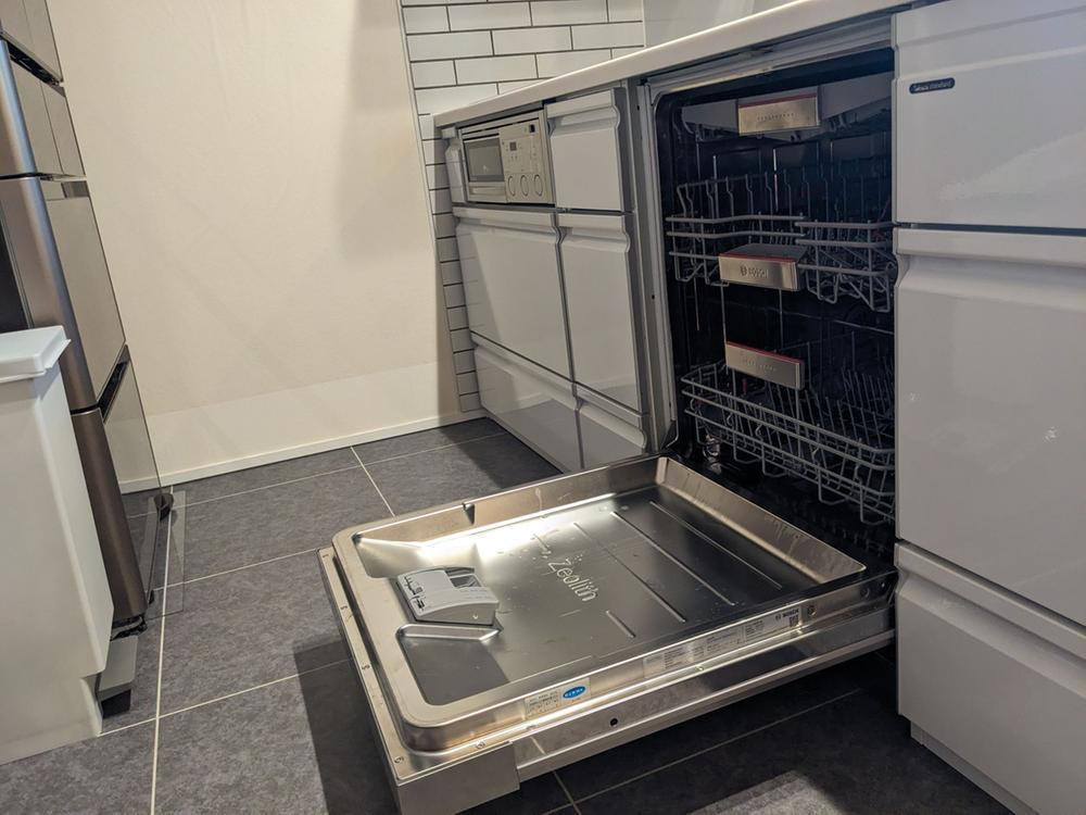 美井元町　中古一戸建ての設備|食器洗い乾燥機
■物件内覧・資金計画相談・住宅ローン相談、リフォーム相談、お問合せ受付中■
※当日・翌日のご内覧、ご相談はお電話でのお問合せがスムーズです！
