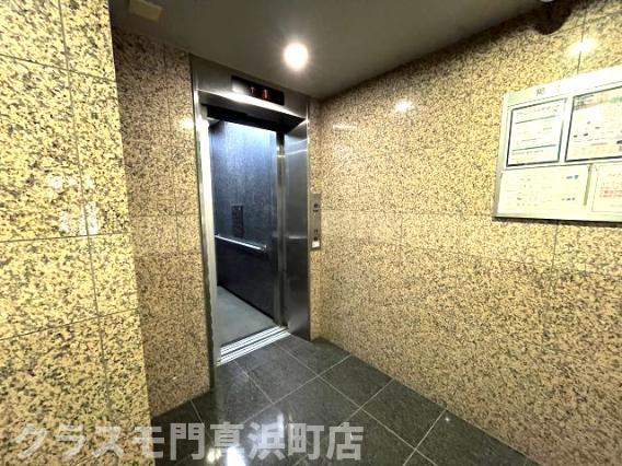 サムティ新大阪WESTのロビー