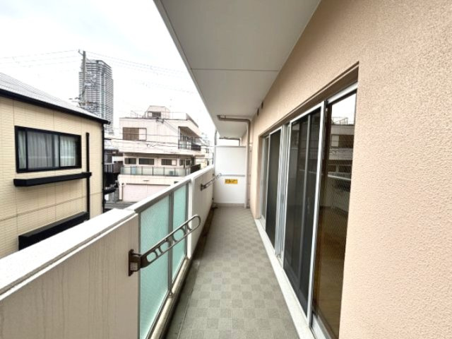 ラフィーネ御影のバルコニー