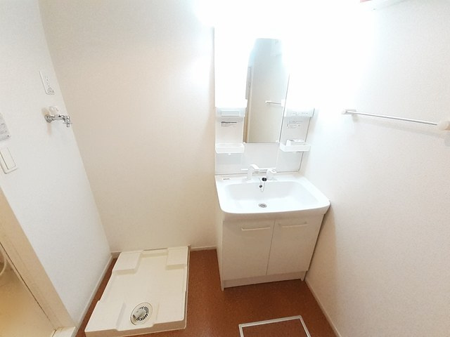 リブラの独立洗面台|洗面所