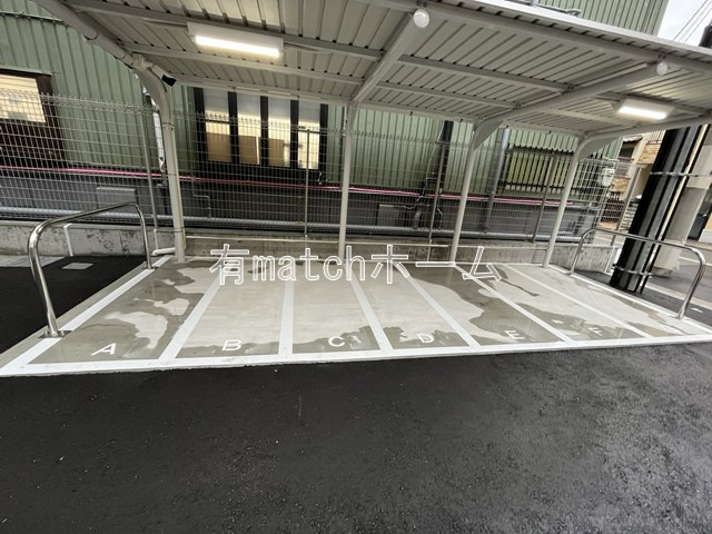 ミラージュパレスLotus Lifeの駐車場