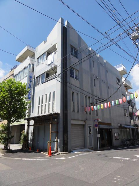 シャトル小梅の外観