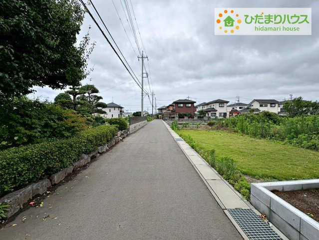 那珂市中台第2　新築戸建の前面道路含む現地写真|たっぷりの陽光と心地よい風が舞い込む住まい♪