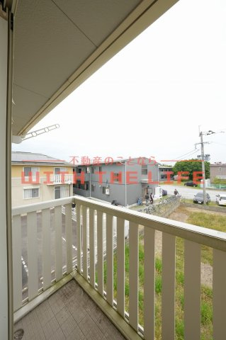 クレイドル【10，000円キャッシュバック対象物件】のバルコニー|バルコニーからの眺めを楽しみながら食事をしませんか