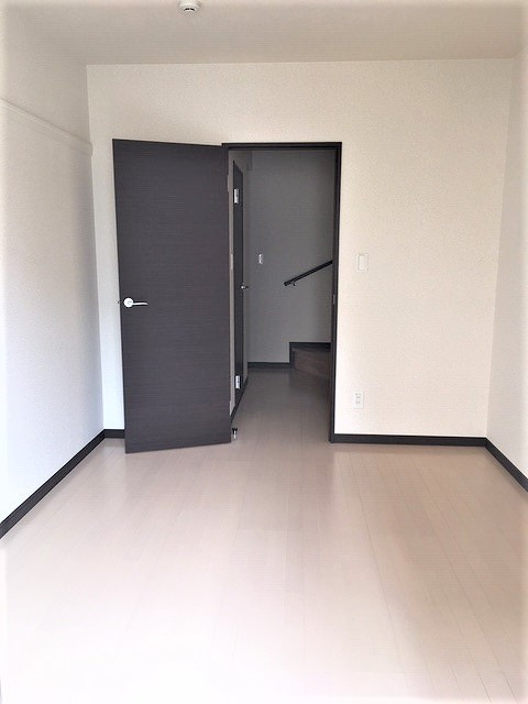 レオネクストスムの居間・リビング