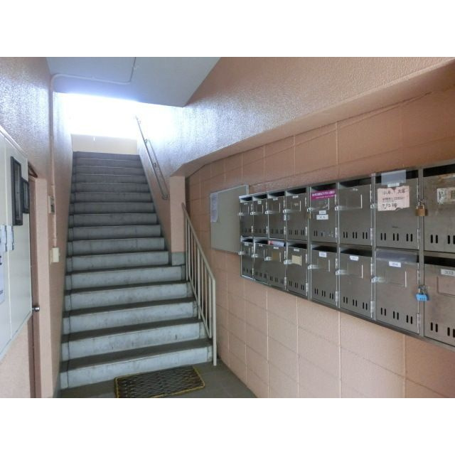 丸元マンションのロビー