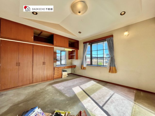 【洋室】 | 川越市川鶴3丁目　中古戸建 | 洋室：10帖