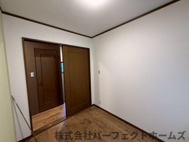 東香里3丁目戸建の洋室|洋室です