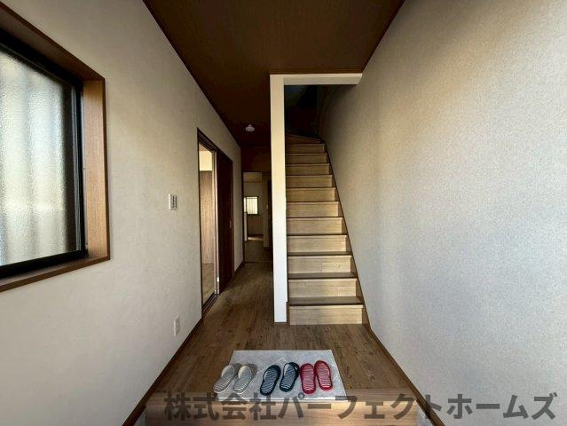東香里3丁目戸建の内装|内装もきれいです