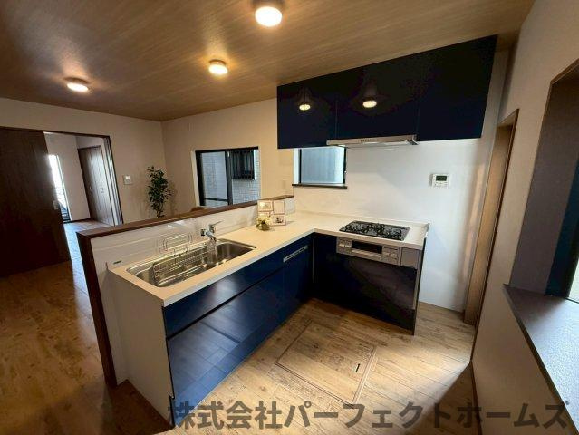 東香里3丁目戸建のキッチン|きれいなキッチンです