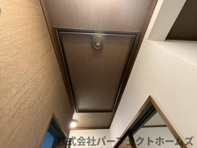 東香里3丁目戸建の収納|屋根裏収納があります