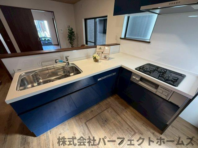 東香里3丁目戸建のキッチン|キッチンでお料理をお楽しみください