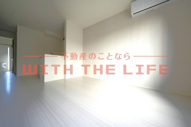 ベルメゾン矢取Ⅱ【キャッシュバック対象物件】の居間・リビング|ゆったり過ごせるリビングです