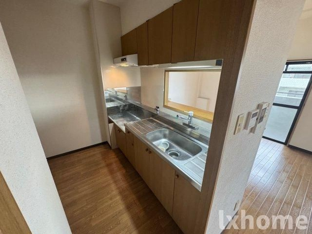 ソアールのキッチン|コンパクトなキッチンで掃除もラクラク
