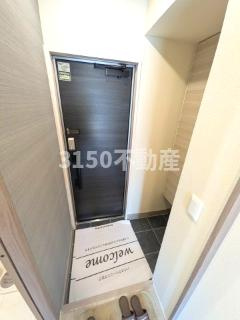 ワイズヴィラ岐南WESTの玄関
