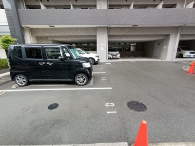 【駐車場】 | エスリード新大阪レジデンス | カースペースがあります