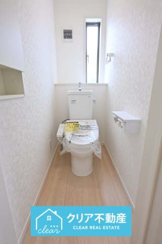 【トイレ】 | 前橋市粕川町新屋第1　クレイドルガーデン | シャワー＆暖房便座付きのトイレです！