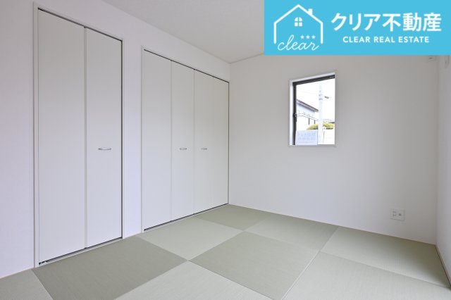 【和室】 | 前橋市粕川町新屋第1　クレイドルガーデン | 一部屋は欲しい和室！縁なし畳はおしゃれでモダンな雰囲気です。