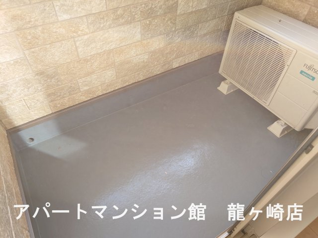 シェノンのバルコニー