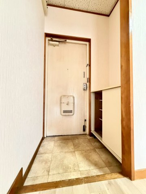 【玄関】 | フローラルパレス山本