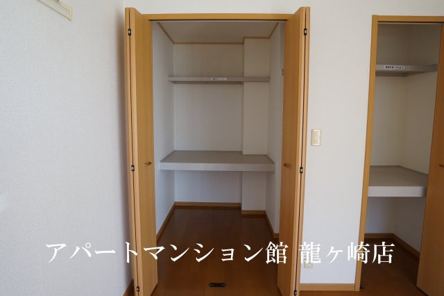 グリシーヌ・パレⅡＡ棟の収納