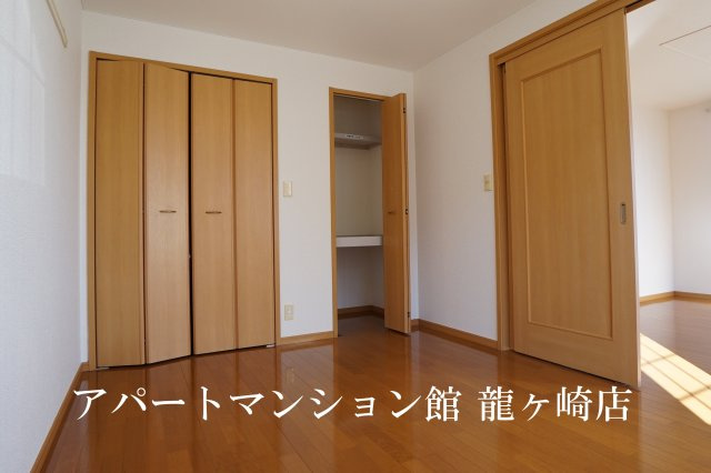 グリシーヌ・パレⅡＡ棟の寝室