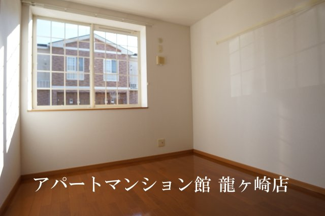 グリシーヌ・パレⅡＡ棟の寝室