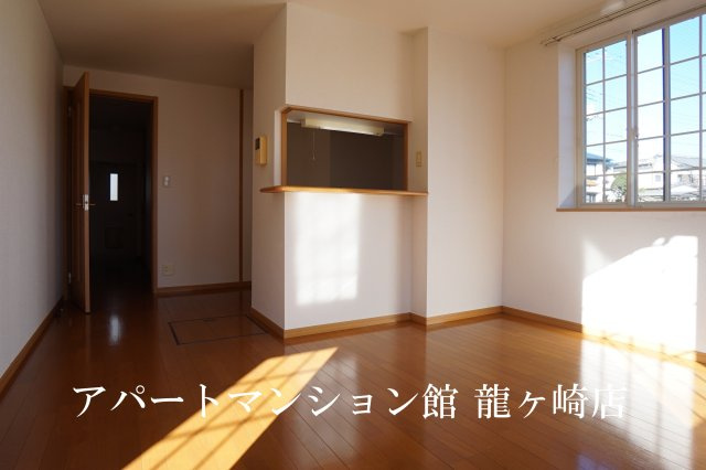 グリシーヌ・パレⅡＡ棟の居間・リビング