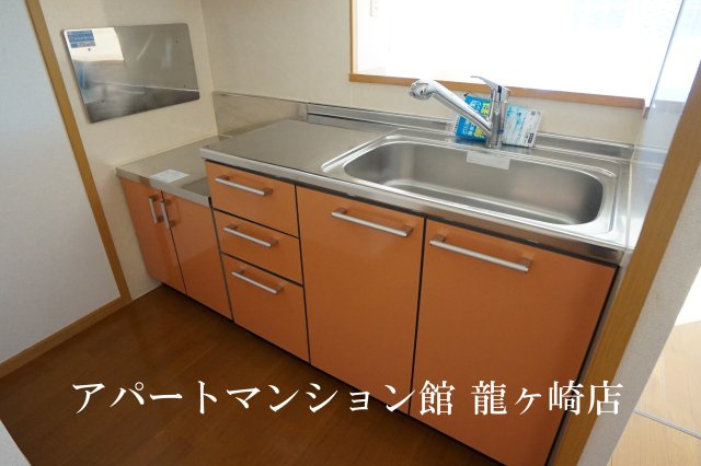 グリシーヌ・パレⅡＡ棟のキッチン