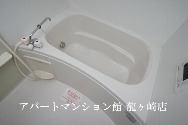 グリシーヌ・パレⅡＡ棟の浴室