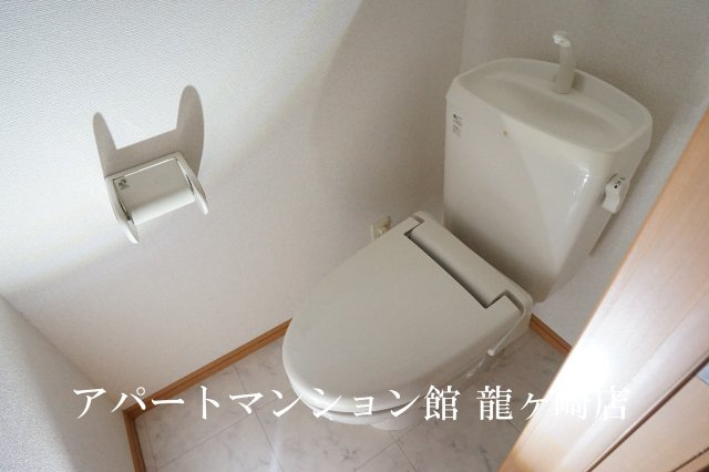 グリシーヌ・パレⅡＡ棟のトイレ