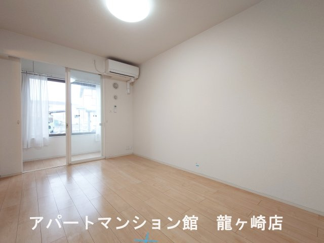 アイランドヒルズアミファイナルの居間・リビング|※写真は全て同タイプ