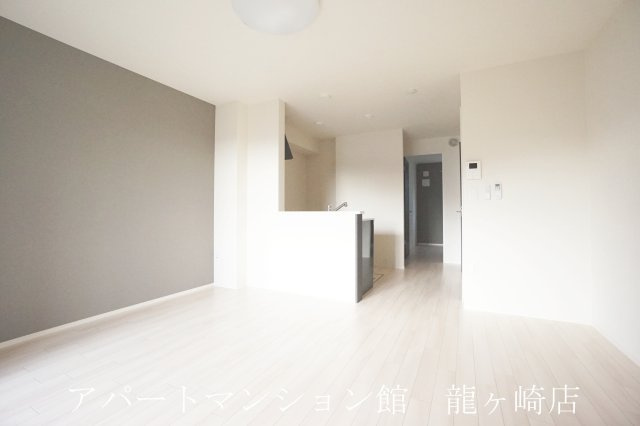 マイスターⅢの居間・リビング