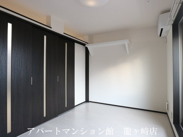 Satis (サティス)の内装