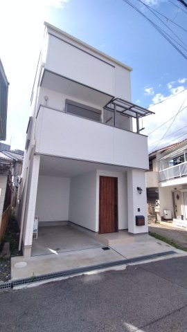 尼崎市杭瀬北新町　中古戸建の外観