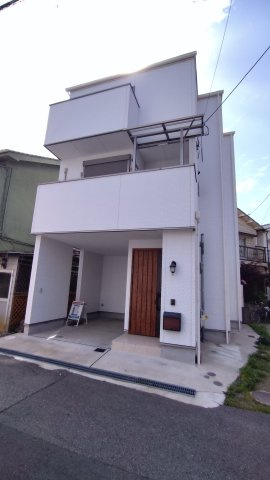 尼崎市杭瀬北新町　中古戸建の外観