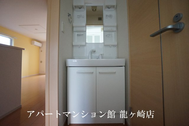 ラフィーネの独立洗面台