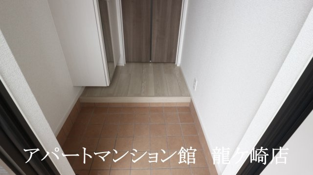 プルーム・ヴィレⅡの玄関