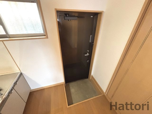 本町マンションの玄関