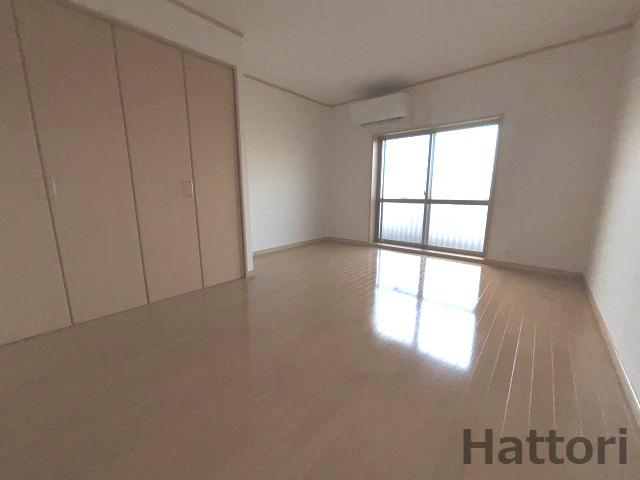 本町マンションの洋室