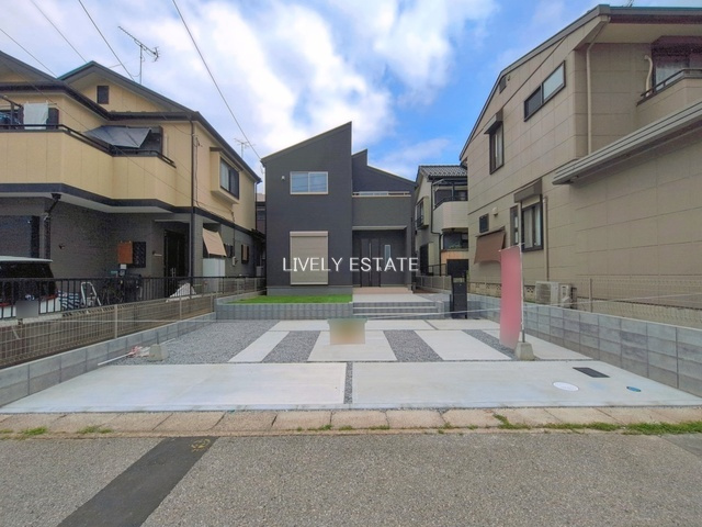 草加市稲荷4丁目 新築分譲住宅 の外観
