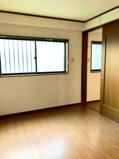 北区中津　オーナーチェンジ戸建の洋室