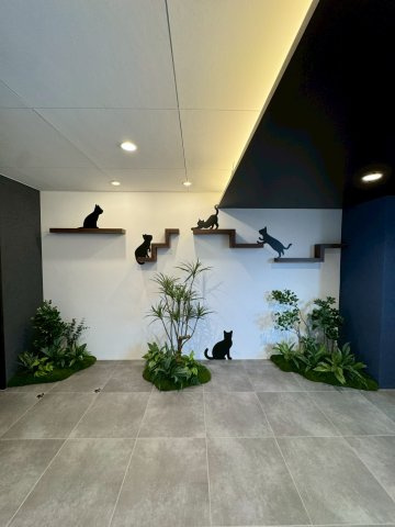 LAGALAND+猫 MIYAKOJIMAのロビー|建物の内部です