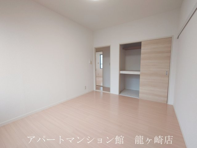 タウンヒル松葉A棟の寝室