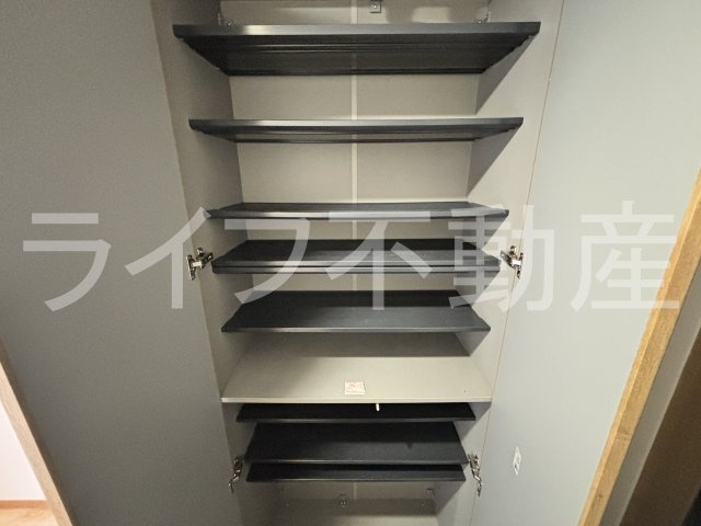 戴慶カーサグラシアの収納|ちょっとした収納スペースも充実しています