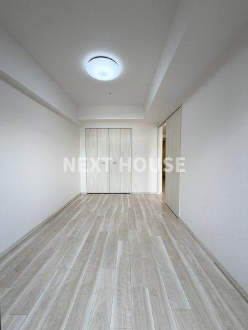 スプランディッド安土町の洋室