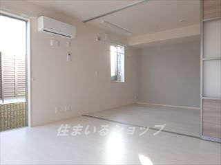 レジェンド口田南の寝室