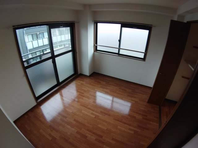 【寝室】 | ボヌール宝塚